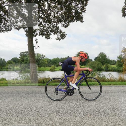 30.08.2026 - Elbe Triathlon Hamburg Michael Burmester http://msf.ph/oto/10042405 30.08.2026 12:41:28 Radfahren 1776, 1792, 1817 meine-sportfotos.de