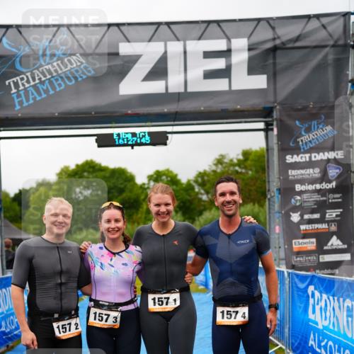 30.08.2026 - Elbe Triathlon Hamburg LAZAROV Photography http://msf.ph/oto/10042418 30.08.2026 16:27:44 Ziel  meine-sportfotos.de
