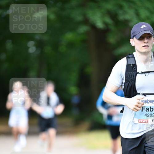 30.08.2026 - Blankeneser Heldenlauf Dr. Thomas Lammeyer http://msf.ph/oto/10042431 30.08.2026 11:18:01 Laufen 4282 meine-sportfotos.de