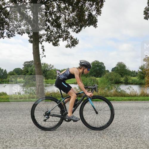 30.08.2026 - Elbe Triathlon Hamburg Michael Burmester http://msf.ph/oto/10042433 30.08.2026 12:41:53 Radfahren 1806 meine-sportfotos.de