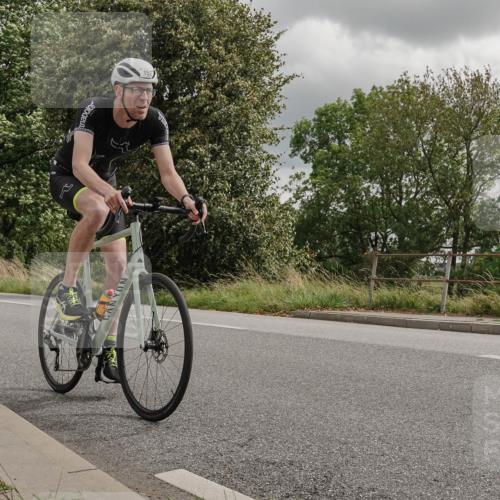 30.08.2026 - Elbe Triathlon Hamburg Michael Burmester http://msf.ph/oto/10042441 30.08.2026 14:46:28 Radfahren 152 meine-sportfotos.de