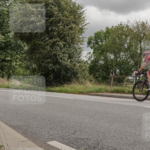 30.08.2026 - Elbe Triathlon Hamburg Michael Burmester http://msf.ph/oto/10042449 30.08.2026 14:46:31 Radfahren 152 meine-sportfotos.de