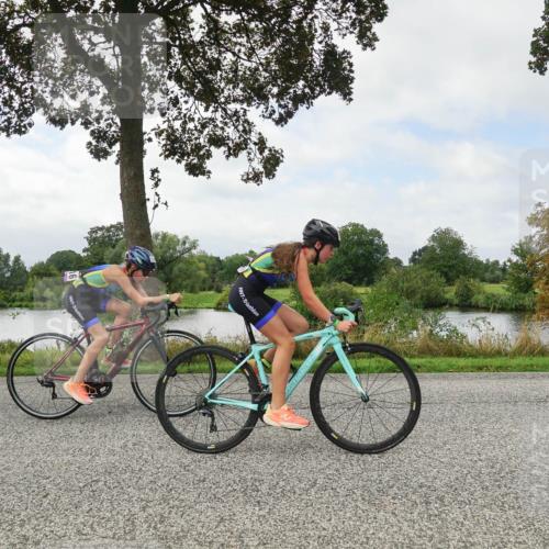 30.08.2026 - Elbe Triathlon Hamburg Michael Burmester http://msf.ph/oto/10042458 30.08.2026 12:42:20 Radfahren 1812, 1816 meine-sportfotos.de