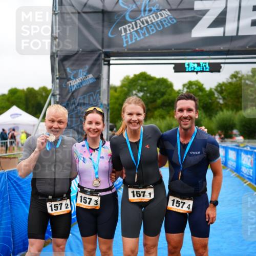 30.08.2026 - Elbe Triathlon Hamburg LAZAROV Photography http://msf.ph/oto/10042460 30.08.2026 16:28:11 Ziel  meine-sportfotos.de