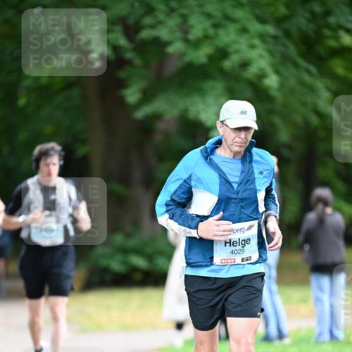 30.08.2026 - Blankeneser Heldenlauf Dr. Thomas Lammeyer http://msf.ph/oto/10042472 30.08.2026 11:18:03 Laufen 4029 meine-sportfotos.de