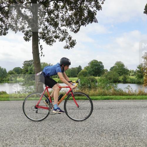 30.08.2026 - Elbe Triathlon Hamburg Michael Burmester http://msf.ph/oto/10042544 30.08.2026 12:44:27 Radfahren 1729 meine-sportfotos.de