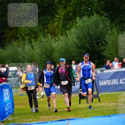 30.08.2026 - Elbe Triathlon Hamburg LAZAROV Photography http://msf.ph/oto/10042623 30.08.2026 16:30:22 Ziel  meine-sportfotos.de