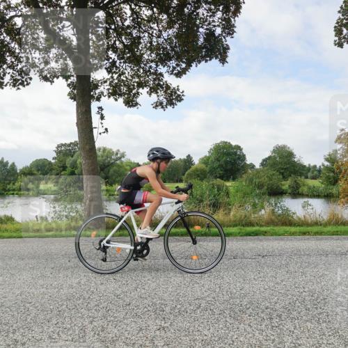 30.08.2026 - Elbe Triathlon Hamburg Michael Burmester http://msf.ph/oto/10042631 30.08.2026 12:46:56 Radfahren 1786 meine-sportfotos.de