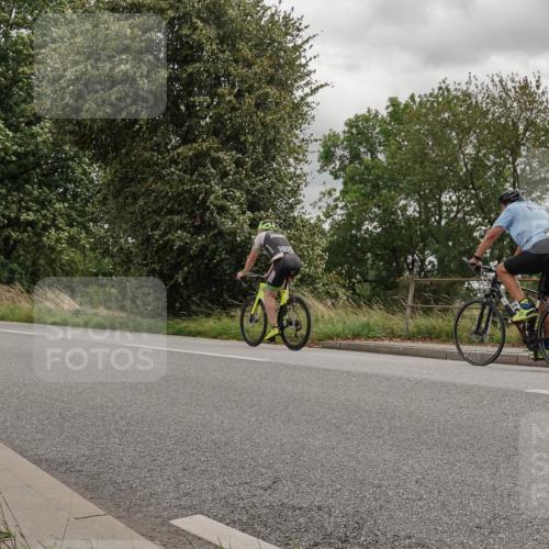30.08.2026 - Elbe Triathlon Hamburg Michael Burmester http://msf.ph/oto/10042651 30.08.2026 14:48:02 Radfahren 131 meine-sportfotos.de