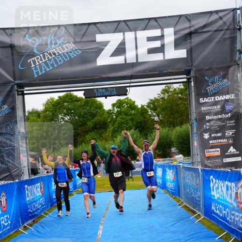 30.08.2026 - Elbe Triathlon Hamburg LAZAROV Photography http://msf.ph/oto/10042668 30.08.2026 16:30:25 Ziel  meine-sportfotos.de