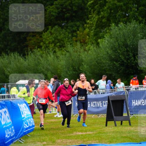 30.08.2026 - Elbe Triathlon Hamburg LAZAROV Photography http://msf.ph/oto/10042706 30.08.2026 16:30:44 Ziel  meine-sportfotos.de