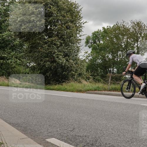 30.08.2026 - Elbe Triathlon Hamburg Michael Burmester http://msf.ph/oto/10042707 30.08.2026 14:48:50 Radfahren 140, 154 meine-sportfotos.de