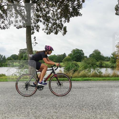 30.08.2026 - Elbe Triathlon Hamburg Michael Burmester http://msf.ph/oto/10042721 30.08.2026 12:51:25 Radfahren 1830 meine-sportfotos.de