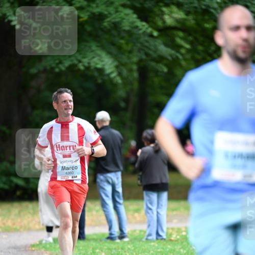30.08.2026 - Blankeneser Heldenlauf Dr. Thomas Lammeyer http://msf.ph/oto/10042725 30.08.2026 11:18:23 Laufen 688, 4360 meine-sportfotos.de