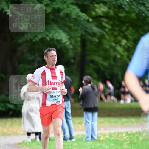 30.08.2026 - Blankeneser Heldenlauf Dr. Thomas Lammeyer http://msf.ph/oto/10042734 30.08.2026 11:18:23 Laufen 688, 4360 meine-sportfotos.de