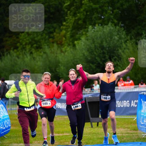 30.08.2026 - Elbe Triathlon Hamburg LAZAROV Photography http://msf.ph/oto/10042737 30.08.2026 16:30:47 Ziel  meine-sportfotos.de
