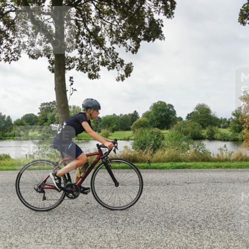 30.08.2026 - Elbe Triathlon Hamburg Michael Burmester http://msf.ph/oto/10042752 30.08.2026 12:52:35 Radfahren 1802 meine-sportfotos.de