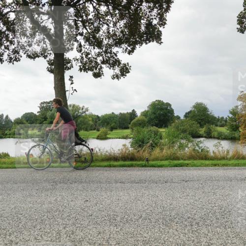 30.08.2026 - Elbe Triathlon Hamburg Michael Burmester http://msf.ph/oto/10042803 30.08.2026 13:02:35 Radfahren  meine-sportfotos.de