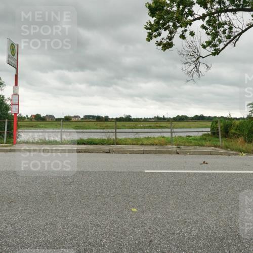 30.08.2026 - Elbe Triathlon Hamburg Michael Burmester http://msf.ph/oto/10042810 30.08.2026 13:25:05 Radfahren  meine-sportfotos.de