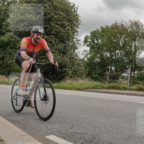 30.08.2026 - Elbe Triathlon Hamburg Michael Burmester http://msf.ph/oto/10042817 30.08.2026 14:49:58 Radfahren  meine-sportfotos.de