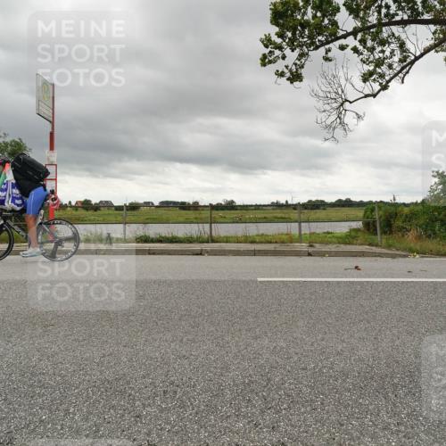 30.08.2026 - Elbe Triathlon Hamburg Michael Burmester http://msf.ph/oto/10042818 30.08.2026 13:36:12 Radfahren  meine-sportfotos.de