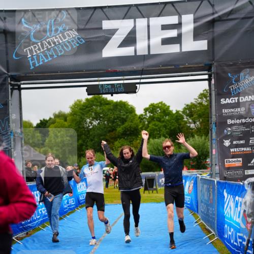 30.08.2026 - Elbe Triathlon Hamburg LAZAROV Photography http://msf.ph/oto/10042827 30.08.2026 16:31:04 Ziel  meine-sportfotos.de