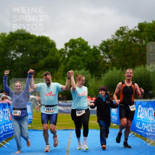 30.08.2026 - Elbe Triathlon Hamburg LAZAROV Photography http://msf.ph/oto/10042854 30.08.2026 16:31:12 Ziel  meine-sportfotos.de