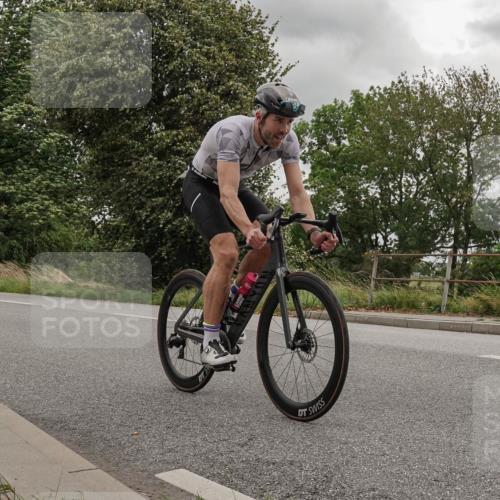 30.08.2026 - Elbe Triathlon Hamburg Michael Burmester http://msf.ph/oto/10042871 30.08.2026 14:50:27 Radfahren 162 meine-sportfotos.de
