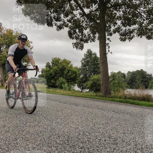 30.08.2026 - Elbe Triathlon Hamburg Michael Burmester http://msf.ph/oto/10042884 30.08.2026 09:15:51 Radfahren 200, 445, 501 meine-sportfotos.de