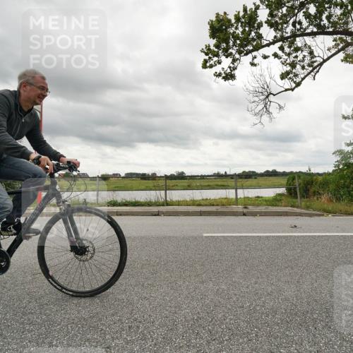 30.08.2026 - Elbe Triathlon Hamburg Michael Burmester http://msf.ph/oto/10042885 30.08.2026 13:38:37 Radfahren  meine-sportfotos.de