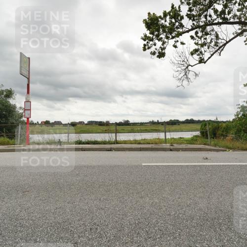 30.08.2026 - Elbe Triathlon Hamburg Michael Burmester http://msf.ph/oto/10042916 30.08.2026 13:39:38 Radfahren  meine-sportfotos.de