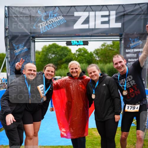 30.08.2026 - Elbe Triathlon Hamburg LAZAROV Photography http://msf.ph/oto/10042917 30.08.2026 16:31:59 Ziel  meine-sportfotos.de