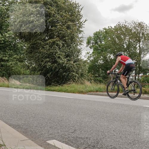 30.08.2026 - Elbe Triathlon Hamburg Michael Burmester http://msf.ph/oto/10042920 30.08.2026 14:50:46 Radfahren 179 meine-sportfotos.de