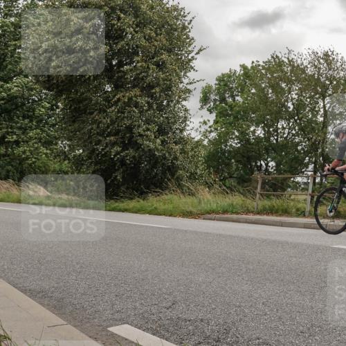 30.08.2026 - Elbe Triathlon Hamburg Michael Burmester http://msf.ph/oto/10042929 30.08.2026 14:50:53 Radfahren  meine-sportfotos.de