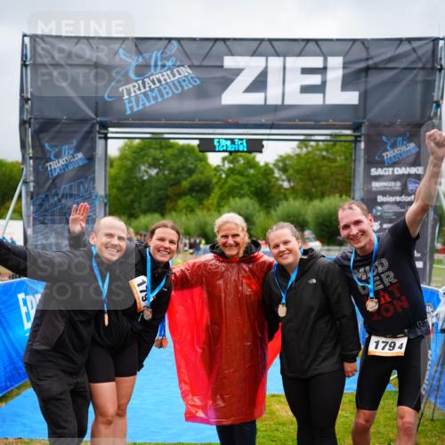 30.08.2026 - Elbe Triathlon Hamburg LAZAROV Photography http://msf.ph/oto/10042936 30.08.2026 16:32:00 Ziel  meine-sportfotos.de