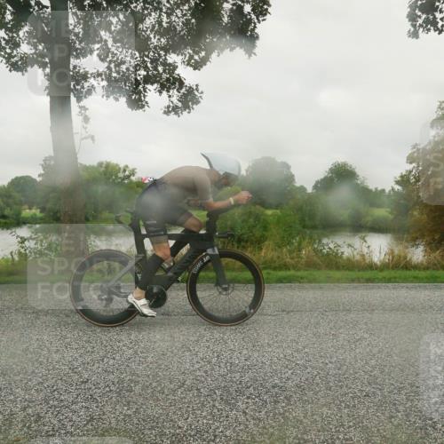 30.08.2026 - Elbe Triathlon Hamburg Michael Burmester http://msf.ph/oto/10042947 30.08.2026 08:57:20 Radfahren 221, 335, 382 meine-sportfotos.de