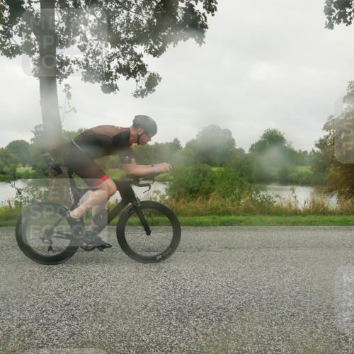 30.08.2026 - Elbe Triathlon Hamburg Michael Burmester http://msf.ph/oto/10042982 30.08.2026 08:57:41 Radfahren 258, 270, 324, 359 meine-sportfotos.de