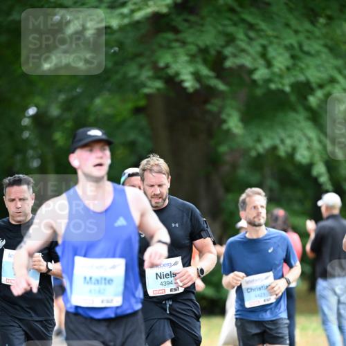 30.08.2026 - Blankeneser Heldenlauf Dr. Thomas Lammeyer http://msf.ph/oto/10042985 30.08.2026 11:18:46 Laufen 4142, 4394, 4421 meine-sportfotos.de