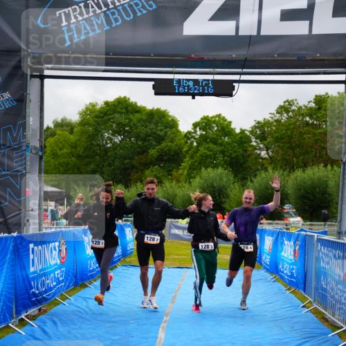 30.08.2026 - Elbe Triathlon Hamburg LAZAROV Photography http://msf.ph/oto/10042993 30.08.2026 16:32:16 Ziel  meine-sportfotos.de