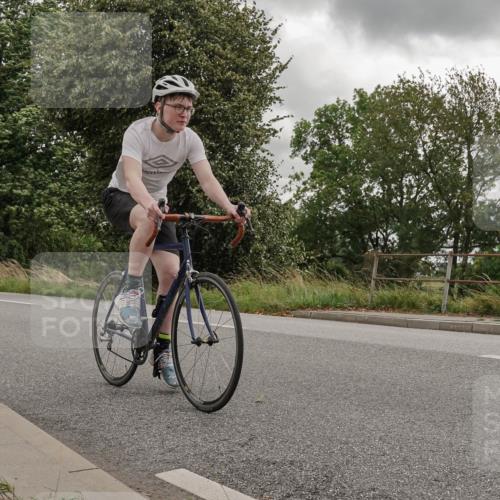 30.08.2026 - Elbe Triathlon Hamburg Michael Burmester http://msf.ph/oto/10042997 30.08.2026 14:51:26 Radfahren 132 meine-sportfotos.de