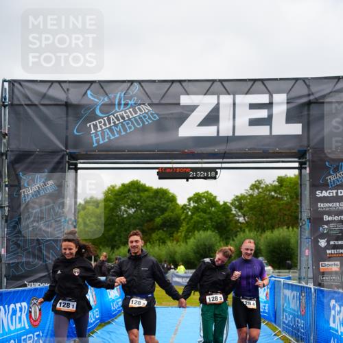 30.08.2026 - Elbe Triathlon Hamburg LAZAROV Photography http://msf.ph/oto/10043027 30.08.2026 16:32:17 Ziel  meine-sportfotos.de