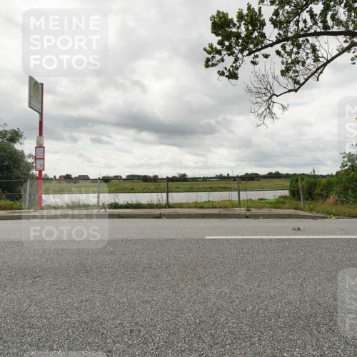 30.08.2026 - Elbe Triathlon Hamburg Michael Burmester http://msf.ph/oto/10043071 30.08.2026 13:41:45 Radfahren  meine-sportfotos.de