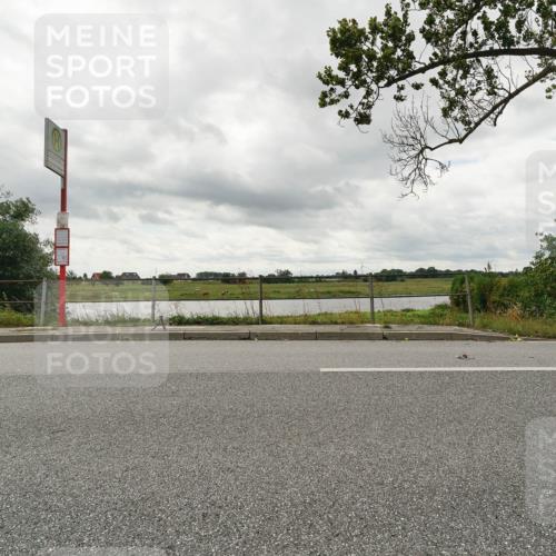 30.08.2026 - Elbe Triathlon Hamburg Michael Burmester http://msf.ph/oto/10043077 30.08.2026 13:41:46 Radfahren  meine-sportfotos.de