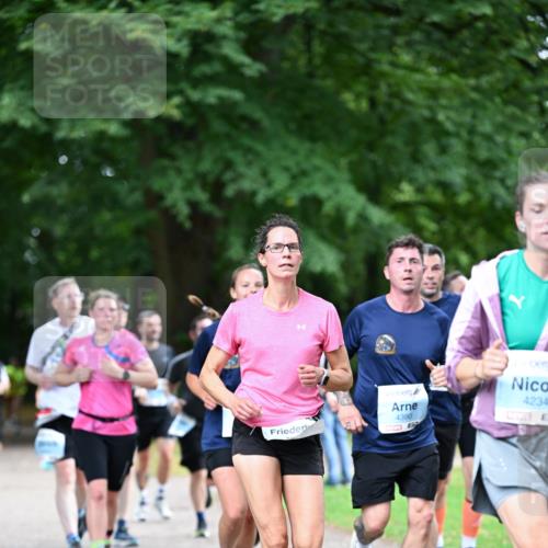 30.08.2026 - Blankeneser Heldenlauf Dr. Thomas Lammeyer http://msf.ph/oto/10043107 30.08.2026 11:18:55 Laufen 4234, 4390 meine-sportfotos.de
