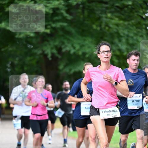 30.08.2026 - Blankeneser Heldenlauf Dr. Thomas Lammeyer http://msf.ph/oto/10043120 30.08.2026 11:18:55 Laufen 4270, 4390 meine-sportfotos.de
