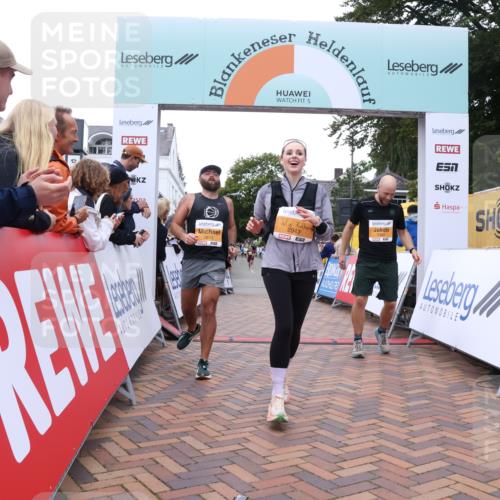 30.08.2026 - Blankeneser Heldenlauf Lena Gebhardt http://msf.ph/oto/10043130 30.08.2026 11:49:00 Ziel 2482, 2613, 2943, 4351 meine-sportfotos.de