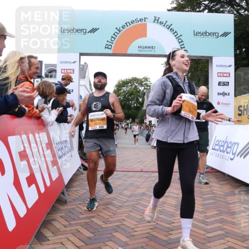 30.08.2026 - Blankeneser Heldenlauf Lena Gebhardt http://msf.ph/oto/10043144 30.08.2026 11:49:01 Ziel 2482, 2613, 2943, 4351 meine-sportfotos.de