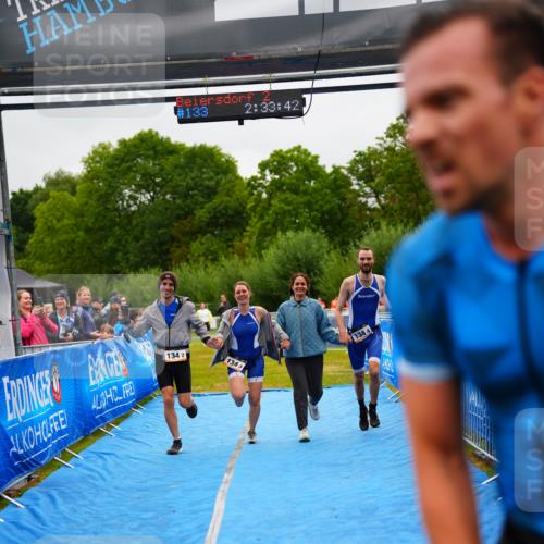 30.08.2026 - Elbe Triathlon Hamburg LAZAROV Photography http://msf.ph/oto/10043156 30.08.2026 16:33:45 Ziel  meine-sportfotos.de
