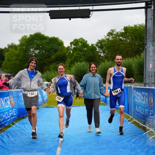 30.08.2026 - Elbe Triathlon Hamburg LAZAROV Photography http://msf.ph/oto/10043171 30.08.2026 16:33:46 Ziel  meine-sportfotos.de