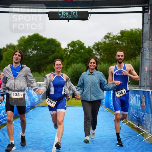 30.08.2026 - Elbe Triathlon Hamburg LAZAROV Photography http://msf.ph/oto/10043182 30.08.2026 16:33:46 Ziel  meine-sportfotos.de
